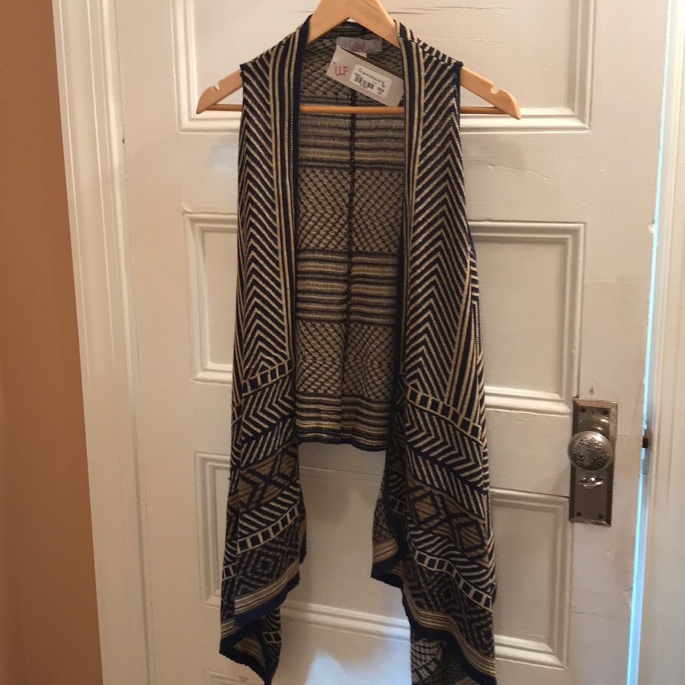 Knit vest